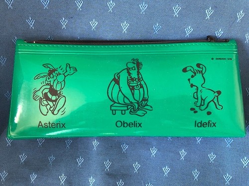 Rare trousse verte astérix - rare,