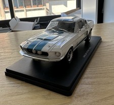 FORD MUSTANG SHELBY GT 500