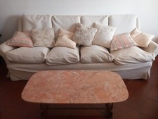 Divano quattro posti