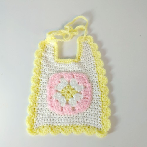 Bavaglino vintage fatto - , a