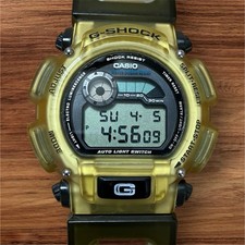 Casio G-Shock DW-9000 giallo