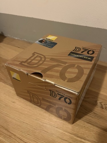 Nikon d70 box and - nikon,