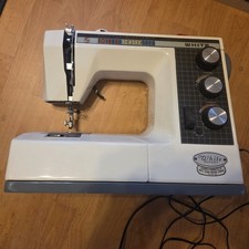 Macchina cucire bianca - da,