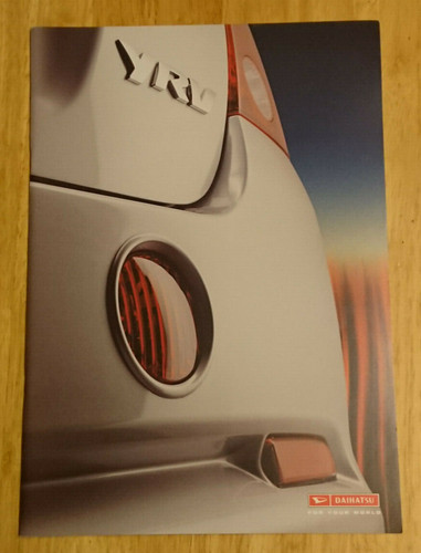 Brochure daihatsu yrv 2001 - brochure,