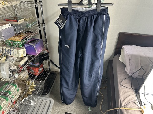 Pantaloni tuta umbro nuovi blu - nuovi,