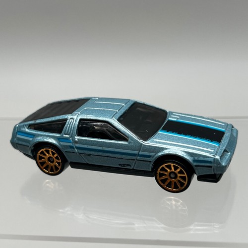 Hot wheels dmc - hot,