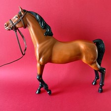 Cheval marron pour figurine