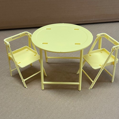 Tavolo sedie vintage - e,