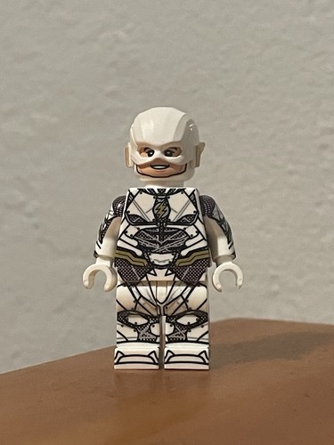 Lego minifigure flash - lego,