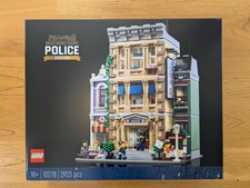 LEGO 10278 Stazione di Polizia