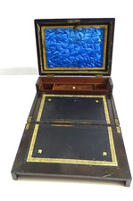 Antica scrivania da viaggio