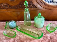 Set da toilette vintage in vetro verde Art Déco anni ’30-’40