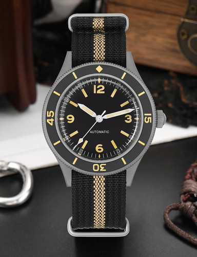 Fathoms retro diver 40mm - 50-fathoms,