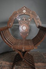 Antica sedia moresca damascata intarsiata pieghevole decorativa noce MOP anni 60