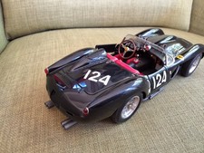 Ferrari 250 testarossa #124 1957 Pontoon Fender 1/18