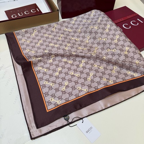 Sciarpa scialle seta gucci - sciarpa,
