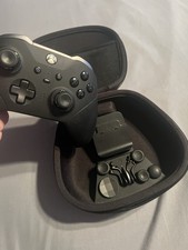 CONTROLLER XBOX ELITE NERO custodia e paddle commutabili e joy stick inclusi