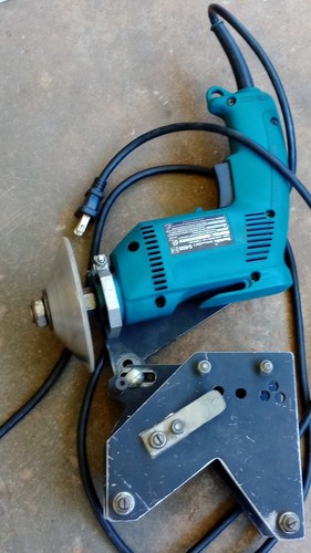 Elettroutensile elettrico - , a
