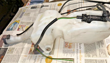 51787578 Vaschetta e pompa tergicristalli @ Fiat 500 Lounge 2008