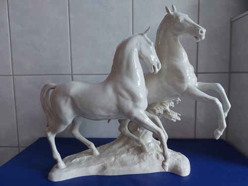 Statua porcellana - statua, in