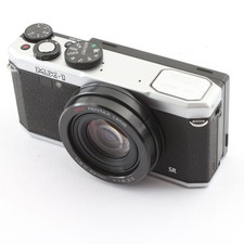 Fotocamera digitale compatta