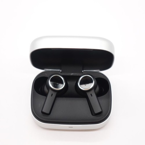 Bang olufsen beoplay eleven - &,
