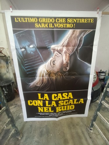 Manifesto casa con scala - con,