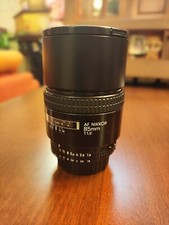 Obiettivo Nikon 85mm AF - f 1.8 D