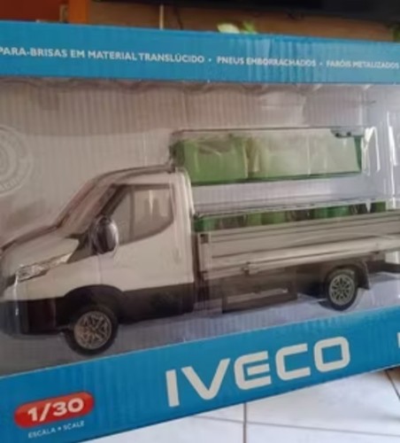 Camion giocattolo con licenza