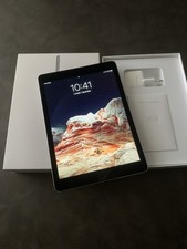 Apple iPad Air 2 (A1567) –