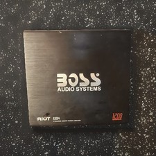 amplificatore auto 4 canali Boss R3004