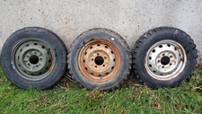 3 cerchi in acciaio R16 con gomme originali LADA NIVA