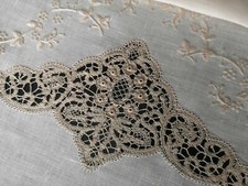 Ricchi asciugamani in lino