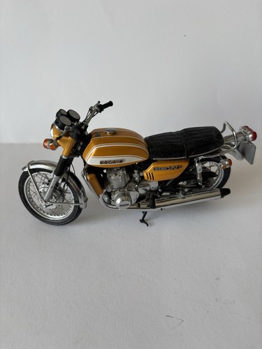 Suzuki 750 12 - suzuki, gt