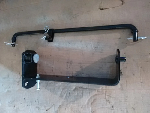 Belly mount bracket rod - bracket, for