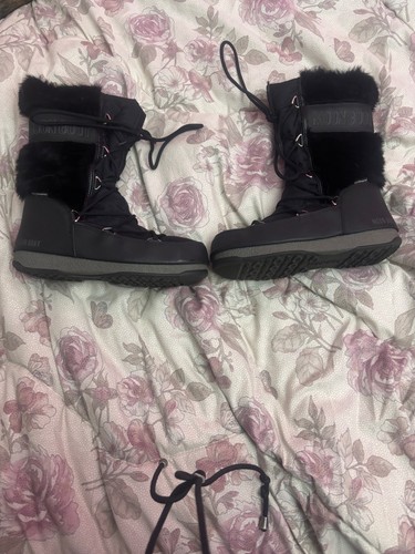 Moon boot neri con pelliccia