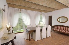 Tavolo sala da pranzo in legno