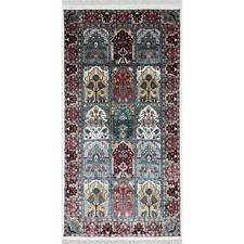 Tappeto floreale fatto a mano