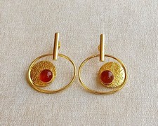 Orecchino artigianale in oro