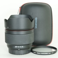 SAMYANG AF 12mm F2 X attacco
