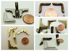 Angles coins métal modele au