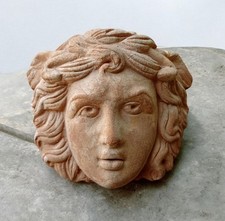 MASCHERA TESTA MEDUSA DA APPENDERE TERRACOTTA DIPINTA ANTICATA 15x15 cm circa