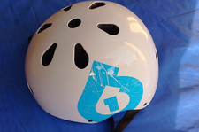 Casco bianco SixSixOne con
