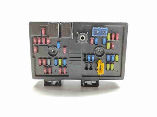 96821082 caja reles fusibles - caja,