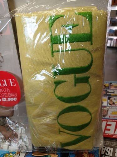 Vogue italia 2026 - 2026, tote