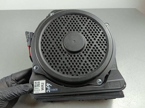 Genesis gv70 2025 subwoofer - genesis,