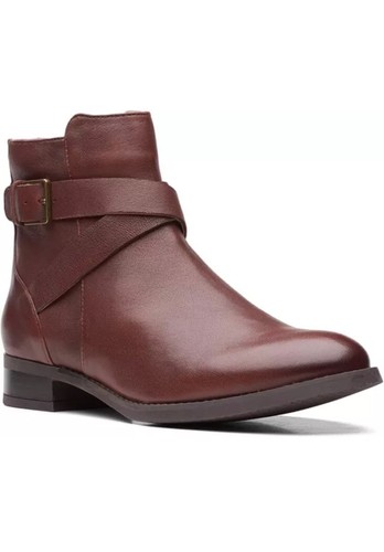 Clarks bnib ladies chelsea - ladies,
