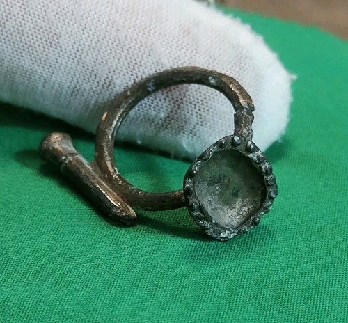 Unusual medieval ring metal - medieval,