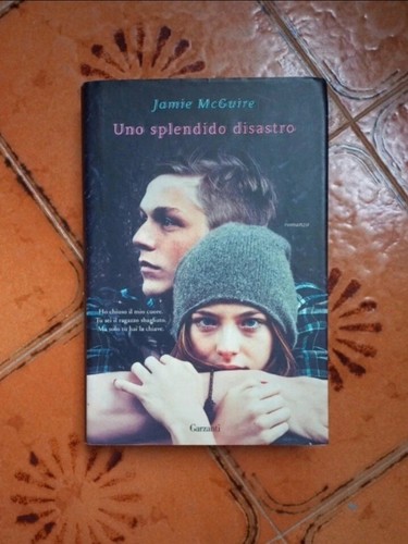 Libro uno splendido - "uno, disastro"