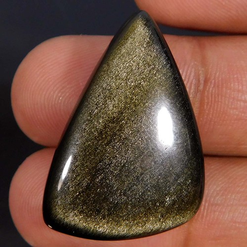 Pietra preziosa cabochon